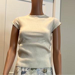 EUC Antonio Melani cap sleeve wool blend sweater.